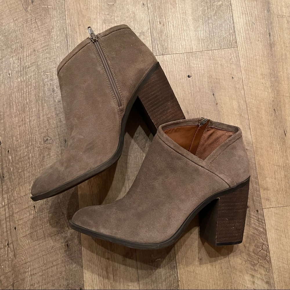 Lucky Brand • Salza Bootie - Picture 9 of 10